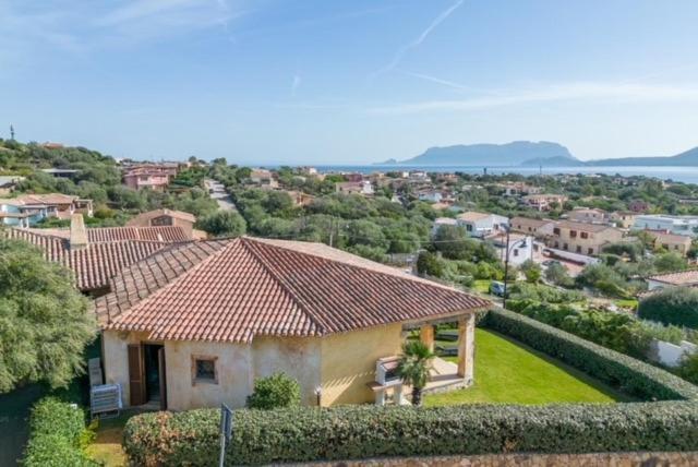 Villa Mansion On The Hill Olbia Exterior foto