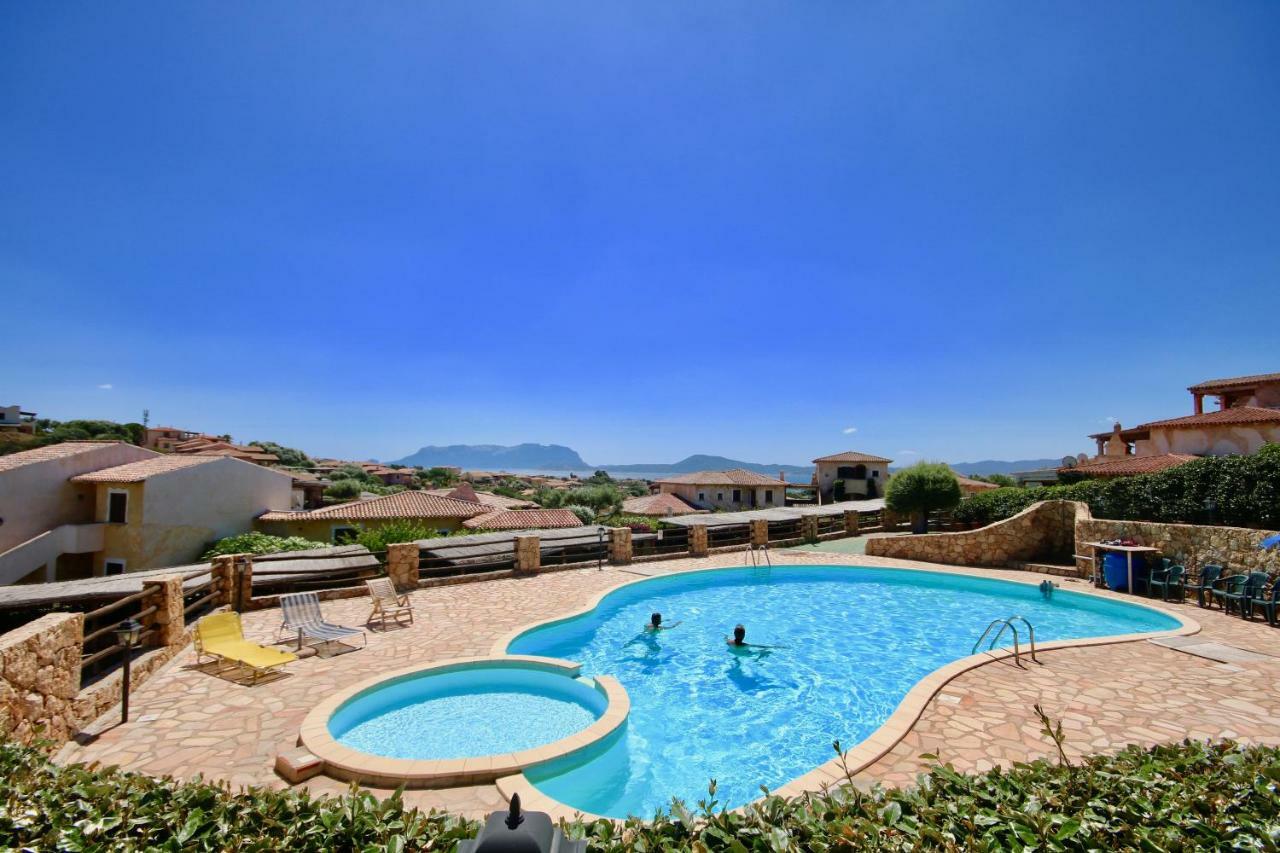 Villa Mansion On The Hill Olbia Exterior foto